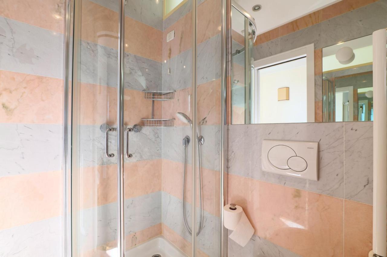 Lux Penthouse Palestro Apartment Milan Exterior photo